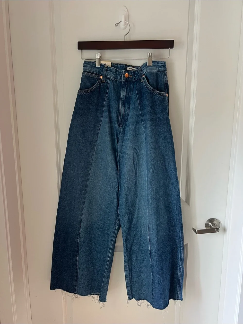 Wrangler Cowboy Barrel Jeans - Picture 2 of 5